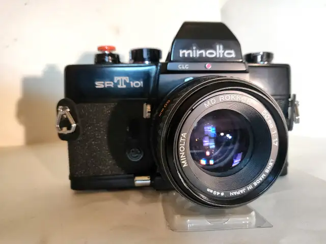 Minolta SRT 101 - 50mm f1.7 MD Rokkor
