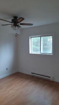 ELLIOT LAKE: End unit townhouse for rent - Photo 8