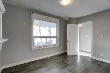 MAIN FL - 2 BDRMS 1 BTH - MOVE IN TODAY - Photo 3