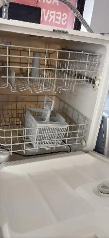 LAVE-VAISSELLE BLANC GE IMPECCABLE À 249$ - Photo 4