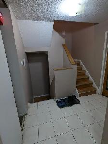 Heron Gate Mall, easy to downtown & school. ASAP - Photo 6