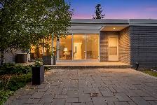 FOR SALE: Timeless 5 Bedroom Bungalow Design in Silver Heights - Photo 2
