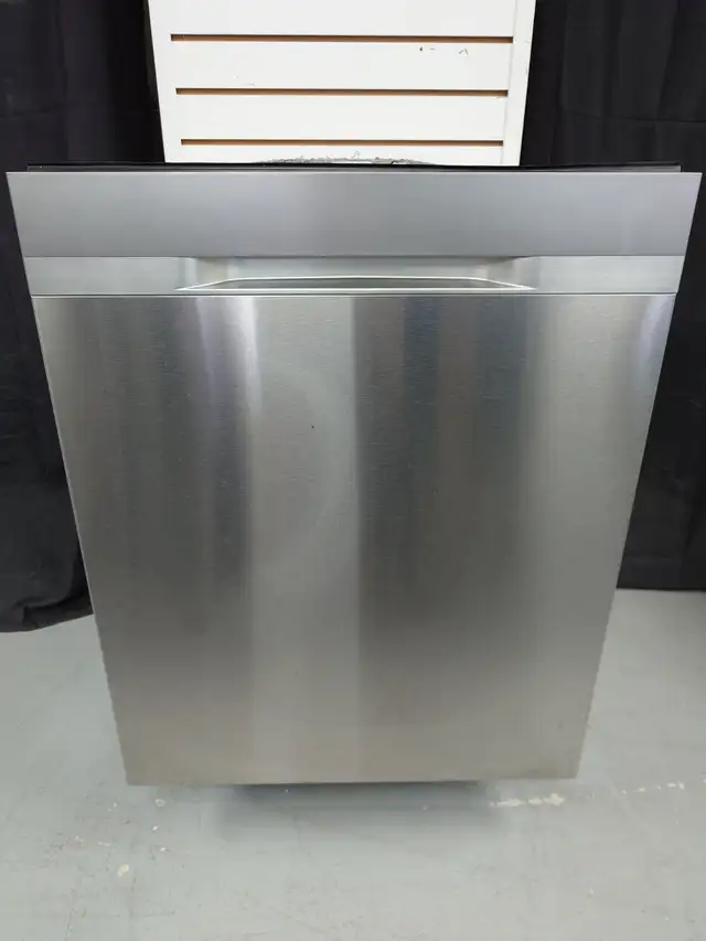 Samsung '24' Stainless Steel Dishwasher on Sale‼️