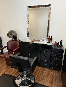 Salon Chair For Rent - Photo 2