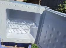 Table top Mini freezer - Photo 2