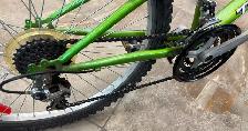 Triumph Challenger Kids Bike with Bike Lock & Helmet - Photo 3