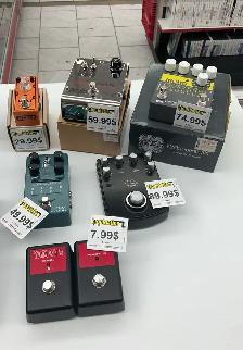 Liquidation pédales & effets de guitare - Photo 3