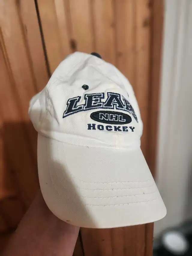 1993 VINTAGE TORONTO MAPLE LEAFS HAT