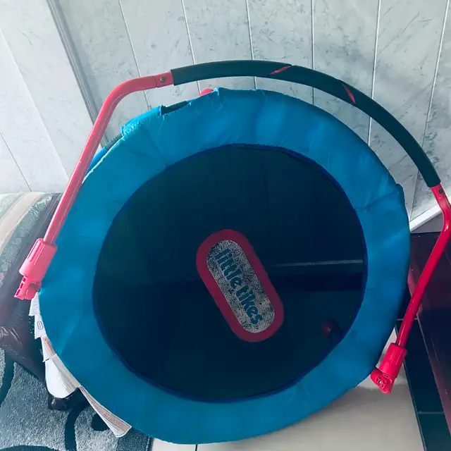 ONE DECENT SHAPE INDOOR TRAMPOLINE FOR SALE