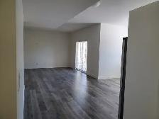 1355 Kinross Pl-basement suite - Photo 5