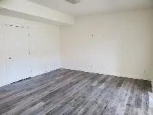 1355 Kinross Pl-basement suite - Photo 7