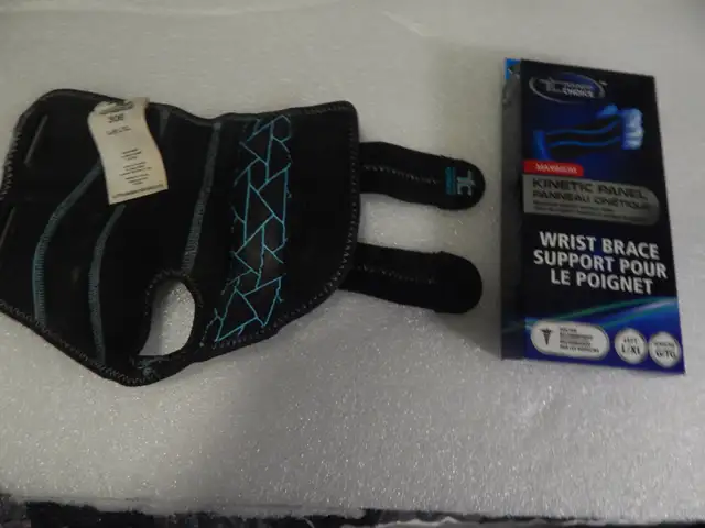 Wrist Band & Support, Sanitized, Like NEW