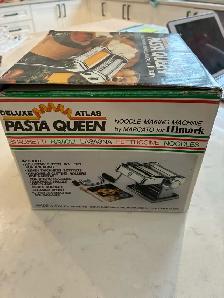 Deluxe Pasta Queen Machine - Photo 3