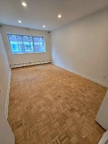 4 1/2 (Rénové) Cote Des Neiges- PRET DE TOUT! - Photo 9
