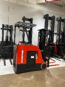 ORDER PICKER / RAYMOND REACH OPERATOR