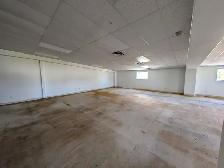 Huge 2440 sqft Customizable Office/Commercial Space for Rent - Photo 6