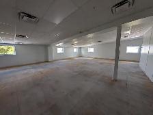 Huge 2440 sqft Customizable Office/Commercial Space for Rent - Photo 10