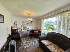 Private room rent in Scarborough   parking - Photo 4