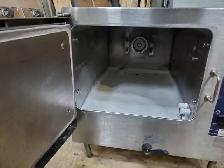 Cleveland 22CET3.1 Countertop Electric Convection Steamer - Photo 8