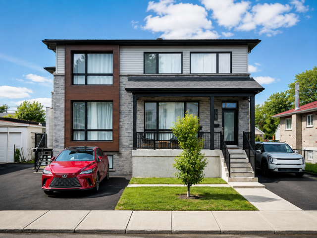 A LARGE TOWNHOUSE IN ST-HUBERT IS NOW FOR RENT!