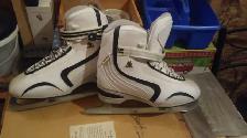 Size ten Skakes
