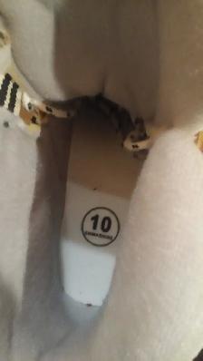 Size ten Skakes - Photo 2