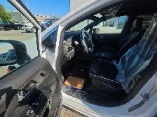 2027 Chrysler Pacifica Limited - Photo 7