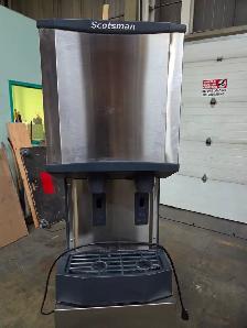 Scotsman HID312A-1A Air Cooled Nugget Ice & H20 w/ 12 lb Bin - Photo 2
