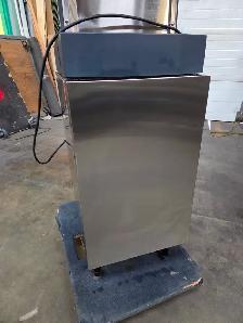 Scotsman HID312A-1A Air Cooled Nugget Ice & H20 w/ 12 lb Bin - Photo 5