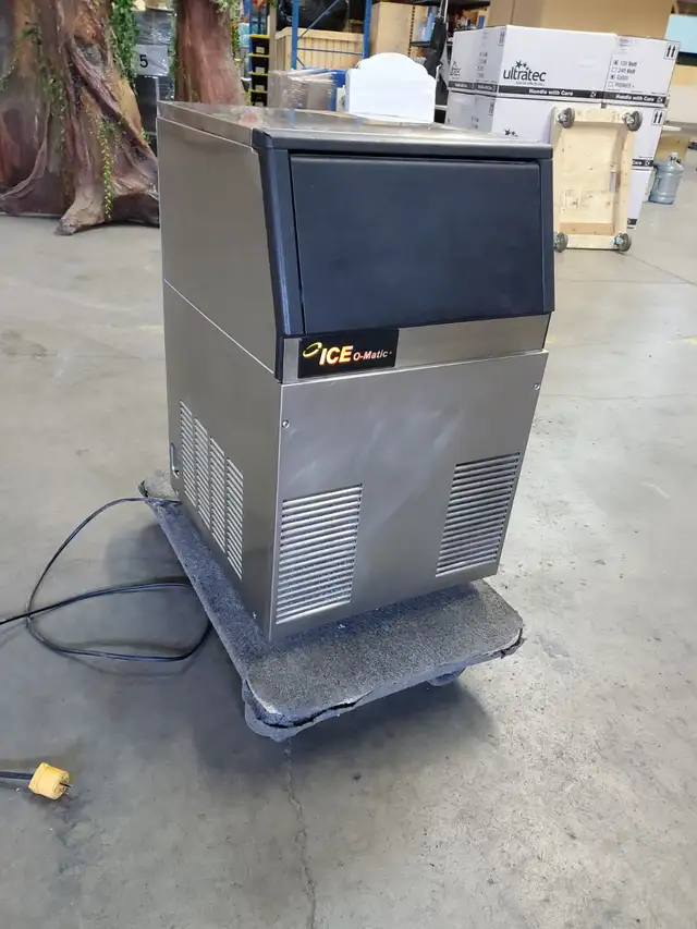 Ice-O-Matic ICEU060A 17.5lb Capacity Ice Maker 115V 1ph