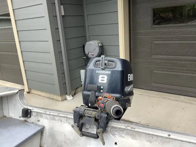 Moteur hors-bord Evinrude 4 temps 2005