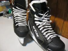 CCM Hockey Skates, Size 10. Like New - Photo 7