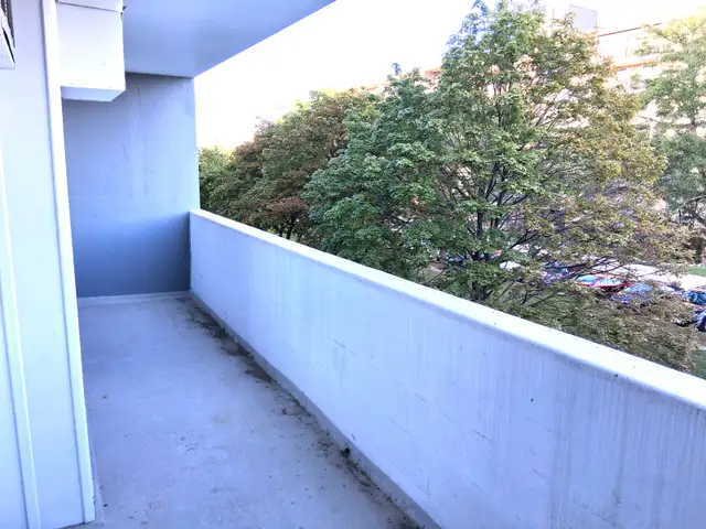 Apartment 1 Bedroom Sublet Available Now