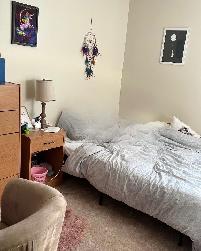 LEASE TAKEOVER – Modern 3-Bedroom Townhouse in - Photo 14