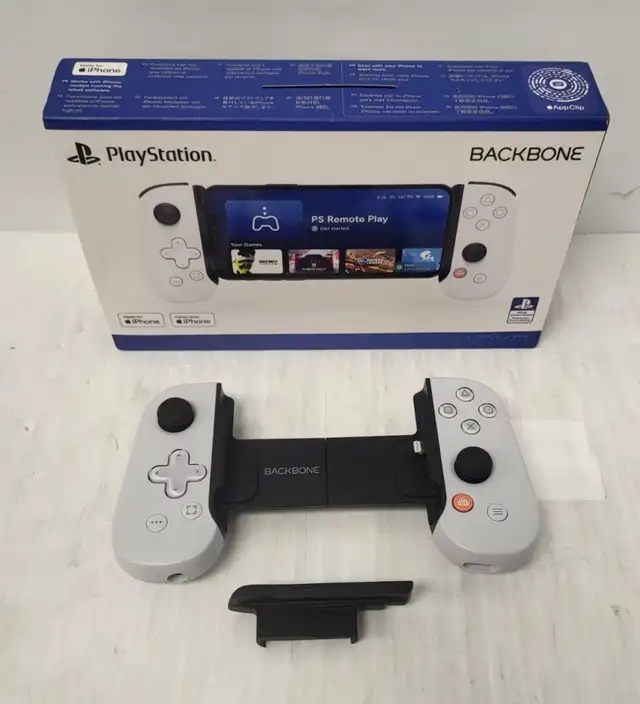 (N95006-1) Sony BB-02 Backbone Mobile Gaming Controller for i...