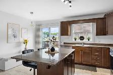 3 Bedroom 2 Bath house Fully Furnished, Oct 1st - Photo 4