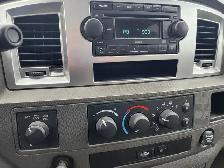 2008 Dodge Ram 1500 HEAVY DUTY MEGACAB 4X4 PETIT BUGET - Photo 4