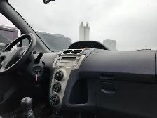 2010 Toyota Yaris PETIT BUGET GARANTIE 1 ANS - Photo 4