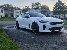 2018 Kia Stinger 3.3 Twin Turbo - Photo 2