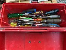TOOL-AID Tool Box with Assorted Screwdrivers ! - Photo 5