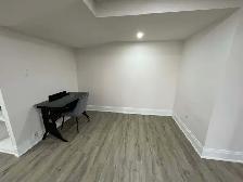 basement for rent - Photo 10