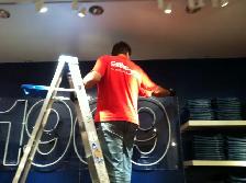 Sign Installer/sevice help wanted - Photo 2