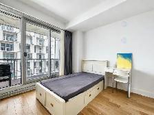 Large 3½  condo,  MetroAtwater, 16th floor,  $1800/m - Photo 5