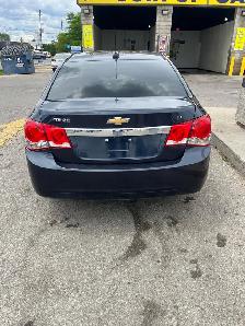 2016 Chevrolet Cruze LT - Photo 2