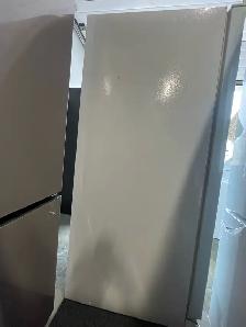 NEW 33" Whirlpool Side By Side Fridge (22 Cu.Ft) - Photo 9