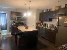 For Rent: 3-Bedroom, 2.5-Bathroom tripex Unit 2, 402 Park - Photo 2
