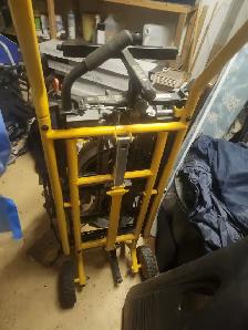 FIRST REASONABLE OFFER TAKES I Dewalt Dsw780rst 12'miter saw. - Photo 3