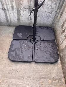 Patio set with umbrella - Photo 4