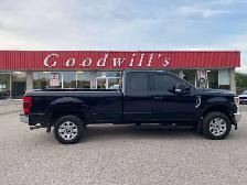 2021 Ford F 250 XLT, 6.2L, CLEAN CARFAX, 8' BOX, BACK UP CAMERA!