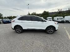 2022 Ford Edge SEL - Photo 7